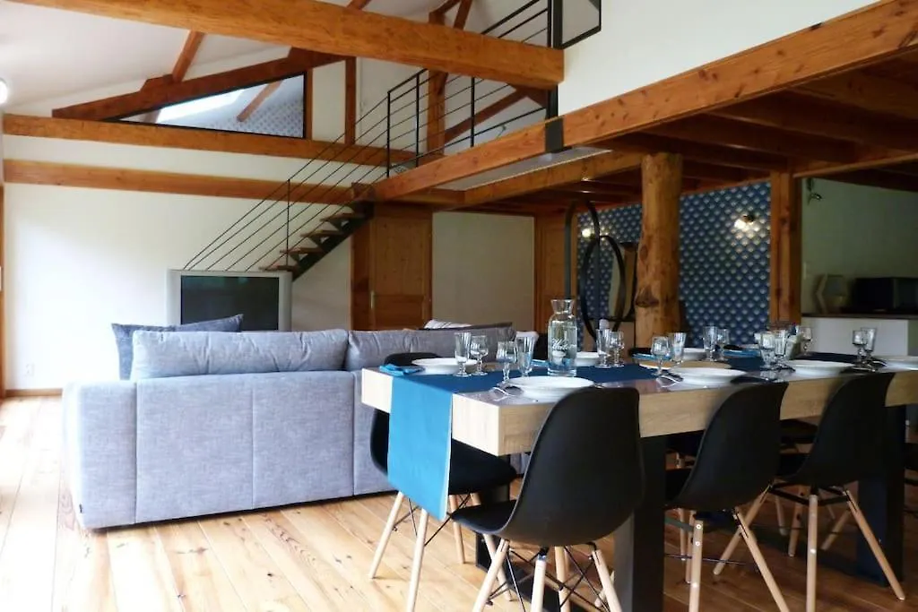 Holiday home Cottage Les Pyrenees Au Bord De L'Eau Barbazan