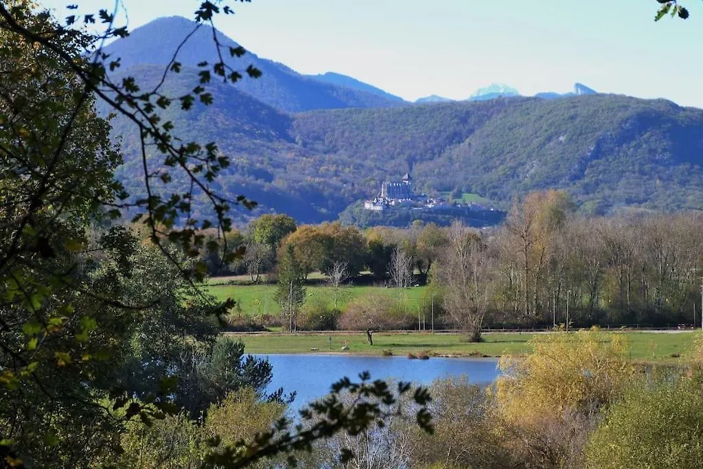 Cottage Les Pyrenees Au Bord De L'Eau Barbazan 0*,  France