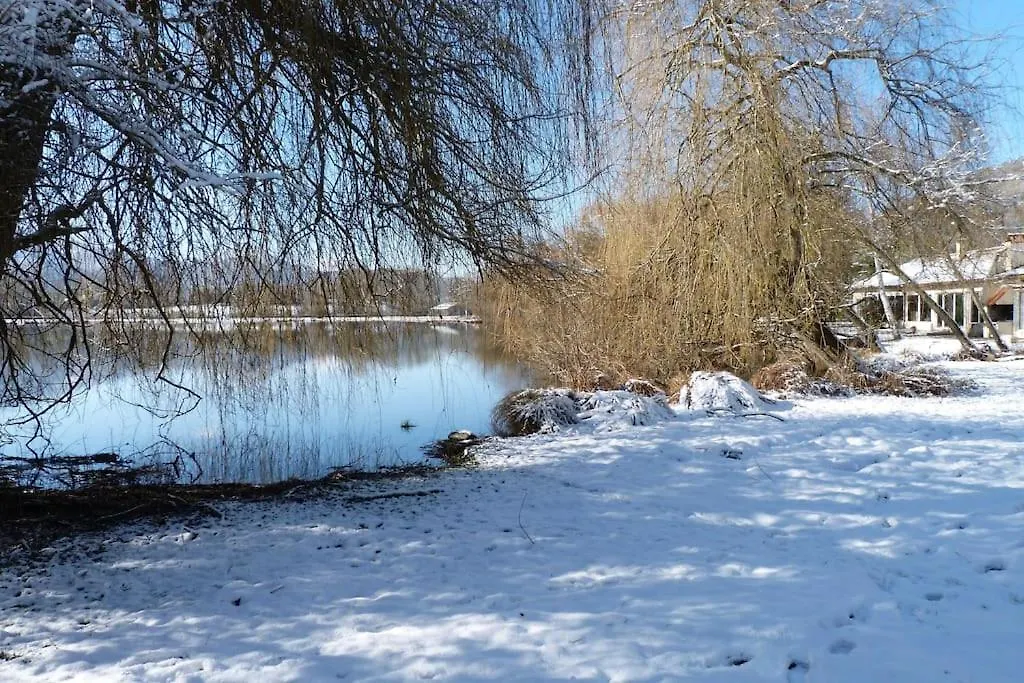 Holiday home Cottage Les Pyrenees Au Bord De L'Eau Barbazan